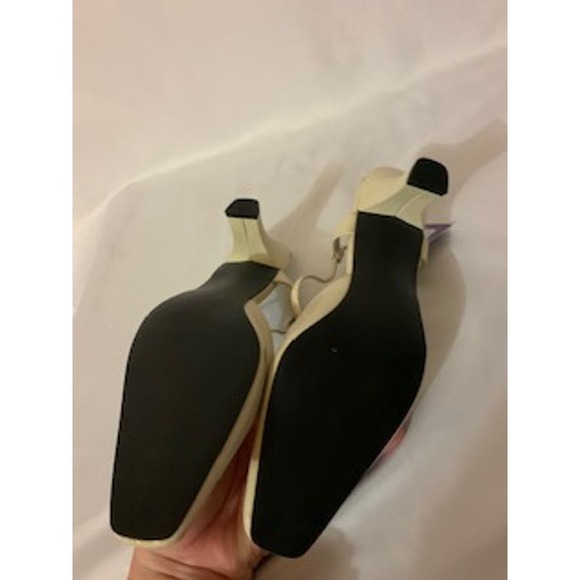 Statutes Strappy Cream 2 inch Heel Women's Size 5 1/2  New Tag - Picture 6 of 8